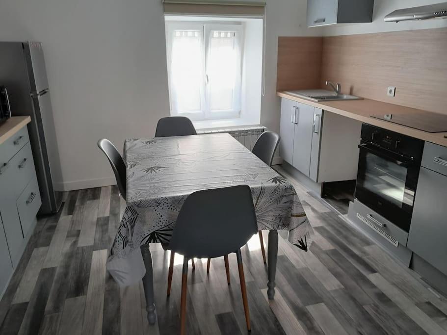 Gite Chez Carole Monthermé Kültér fotó